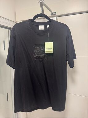Burberry Black Embroidered Equestrian Logo Short Sleeve Tee